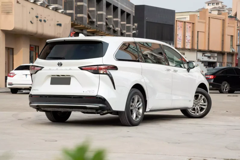 Toyota Sienna